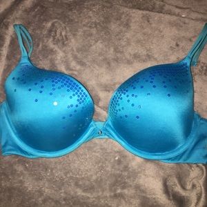 🚨Victoria’s Secret 34C Very Sexy Push-Up Bra